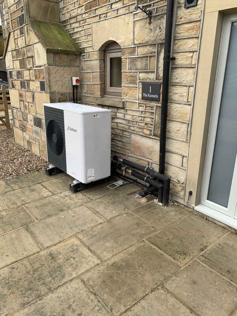 Air source heat pump servicing